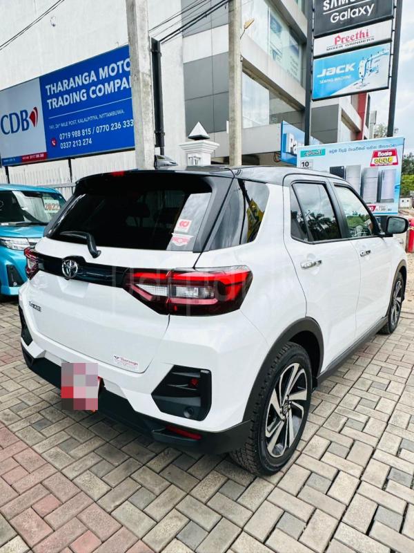 Advertisement image 6