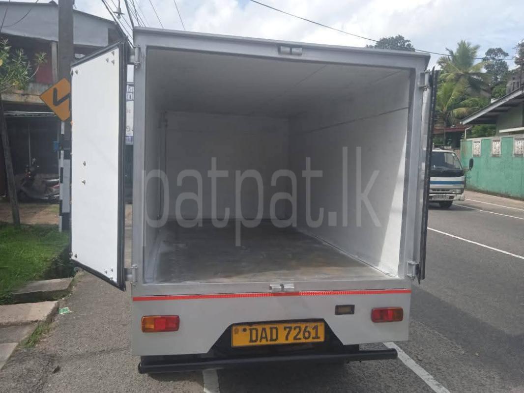 Advertisement image 3