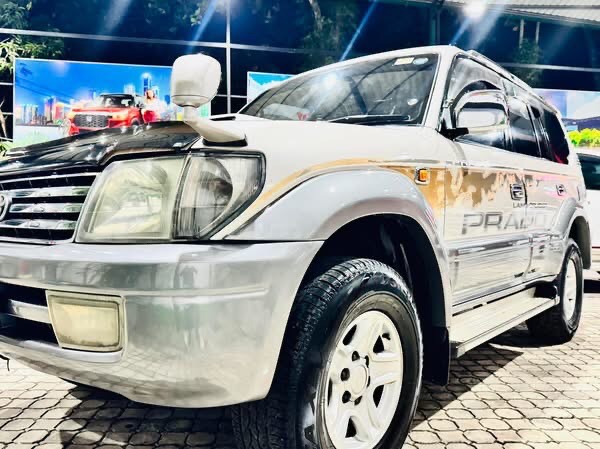 Toyota Land Cruiser Prado 2005 - Used SUV sale in Sri Lanka - patpat.lk