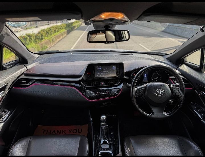 Toyota CHR 2018 - பயன்படுத்தப்பட்டது SUV sale in Sri Lanka - patpat.lk
