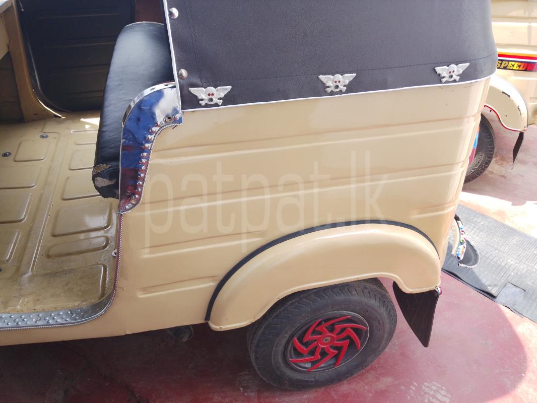 Bajaj Three Wheel 1996 - பயன்படுத்தப்பட்டது முச்சக்கர வண்டி sale in Sri Lanka - patpat.lk