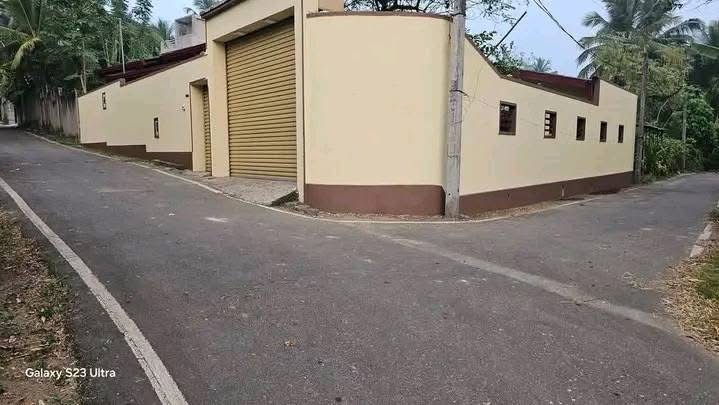 House for Sale in Athurugiriya