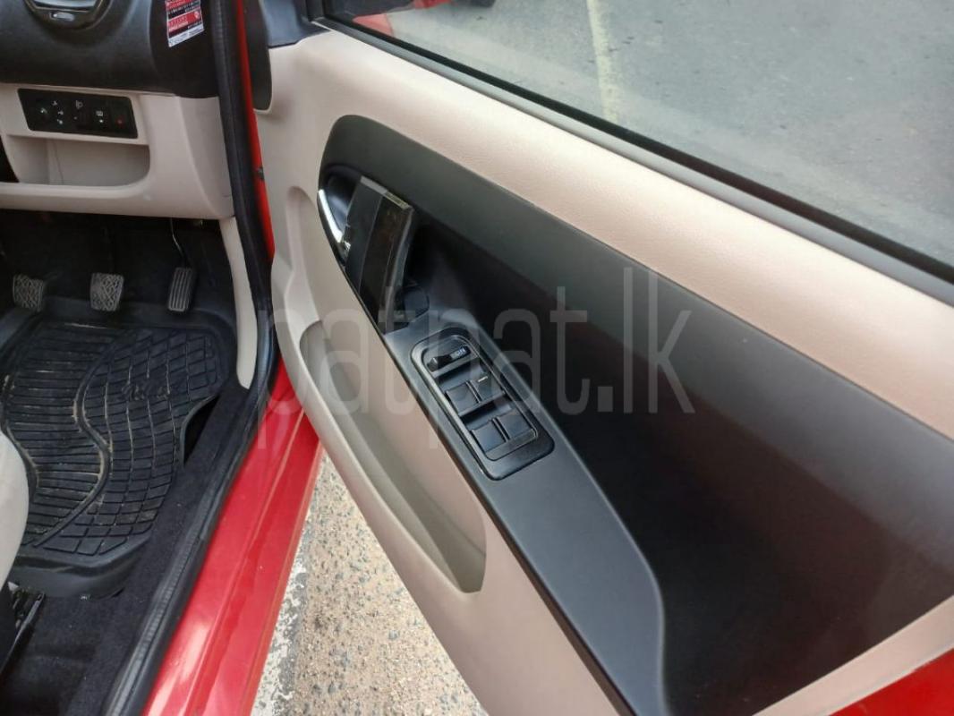 Advertisement image 6