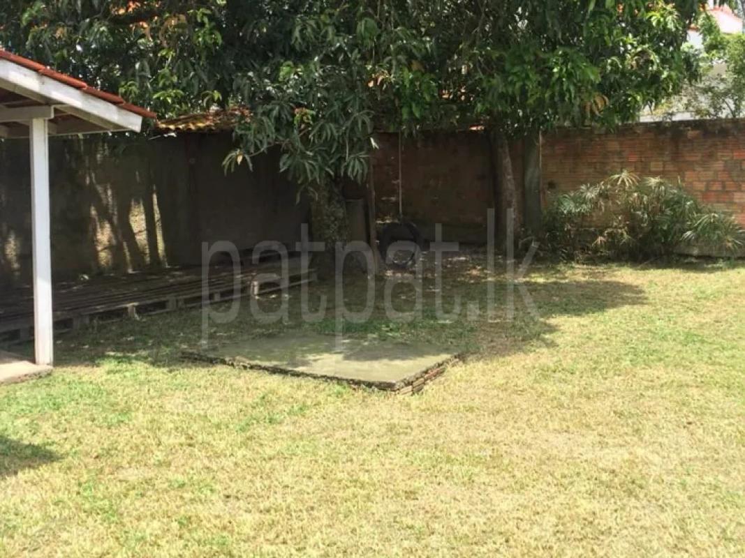 Residential Land for Sale in Wattala