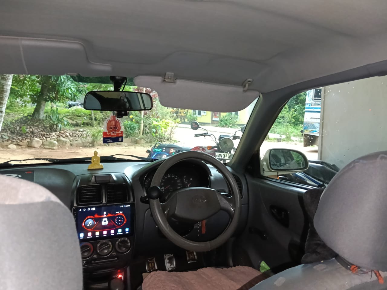 Hyundai Accent 2001 - Used Car sale in Sri Lanka - patpat.lk