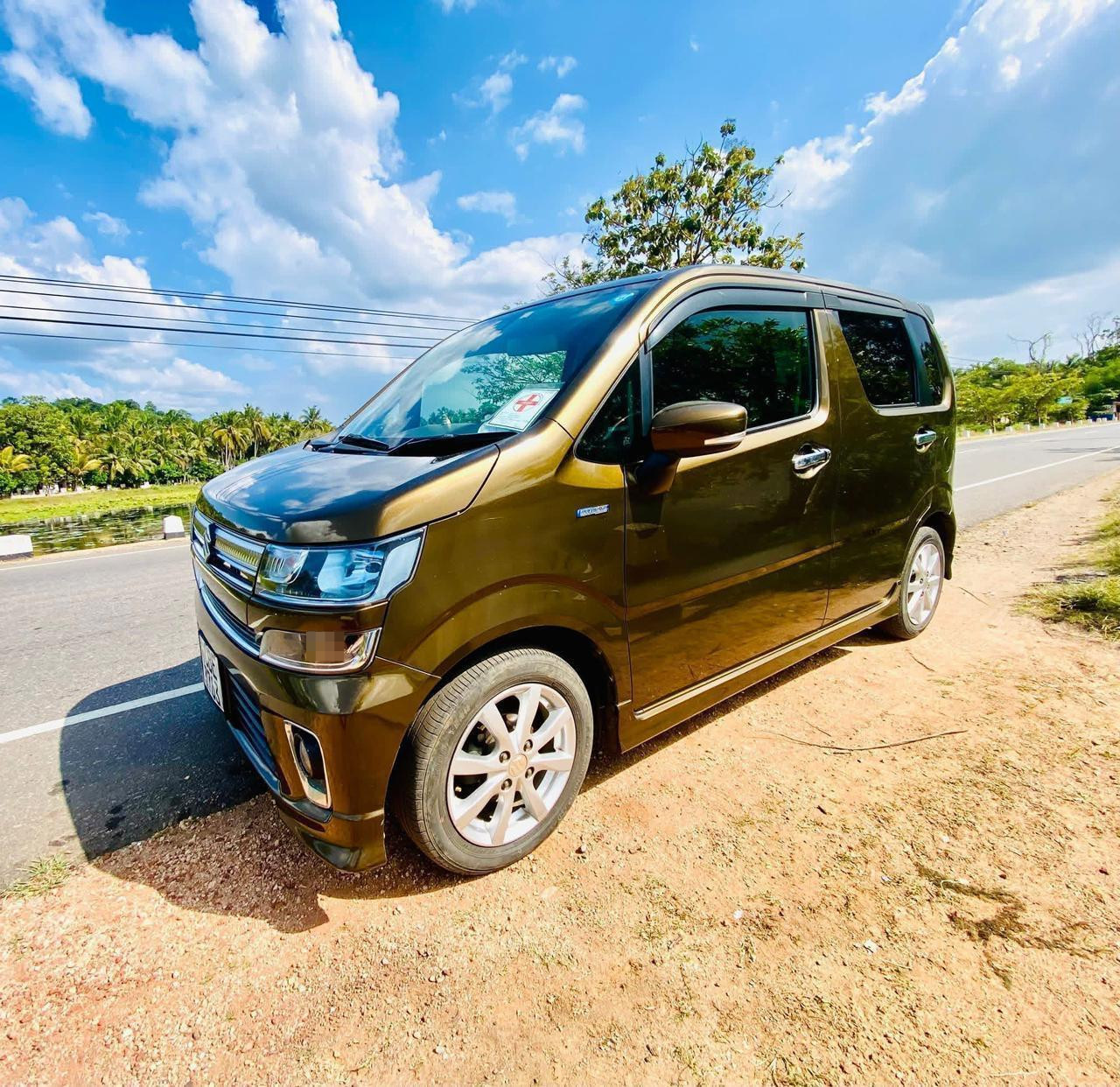 Suzuki Wagon R 2017 - பயன்படுத்தப்பட்டது கார் sale in Sri Lanka - patpat.lk
