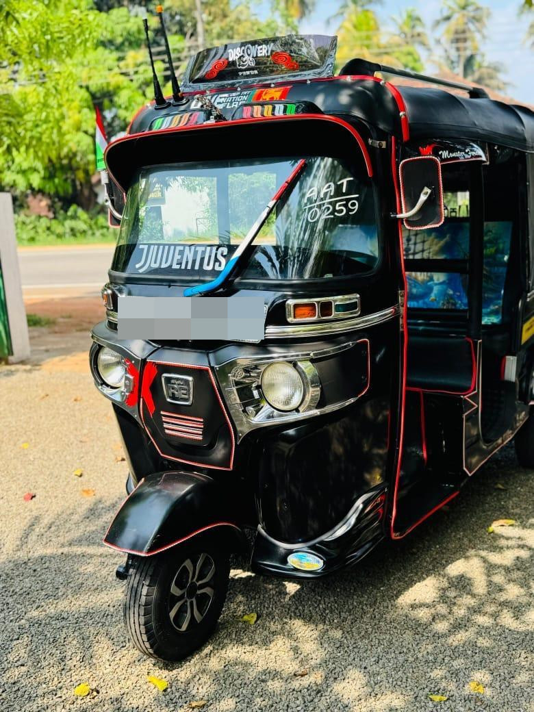 Bajaj Three Wheel 2014 - Used Three wheeler sale in Sri Lanka - patpat.lk