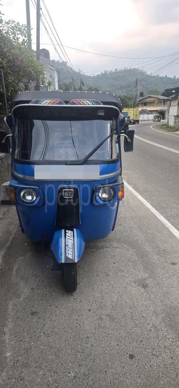 Bajaj 4 stroke 2013 - பயன்படுத்தப்பட்டது முச்சக்கர வண்டி sale in Sri Lanka - patpat.lk