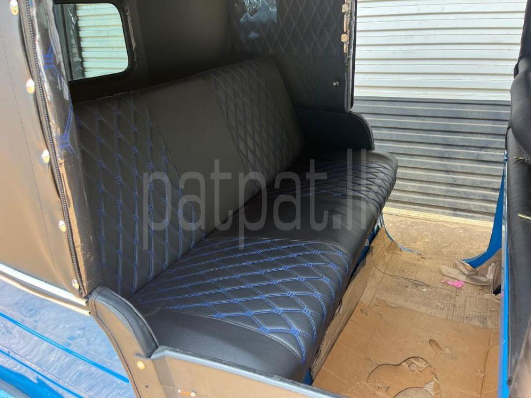 Bajaj Three Wheel 2010 - பயன்படுத்தப்பட்டது முச்சக்கர வண்டி sale in Sri Lanka - patpat.lk