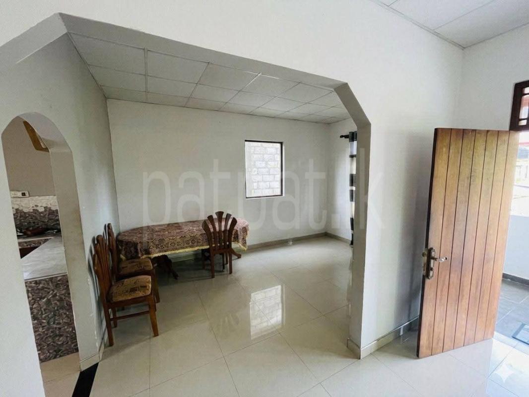 House for Sale in Nawagattegama