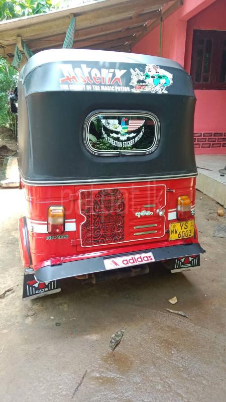 Bajaj 4 stroke 2011 - பயன்படுத்தப்பட்டது முச்சக்கர வண்டி sale in Sri Lanka - patpat.lk