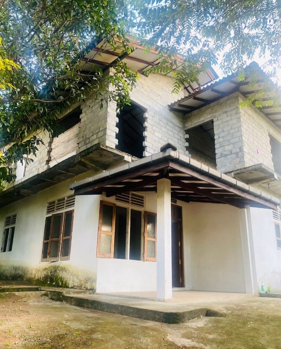 House for Sale in Minuwangoda ads-image-1