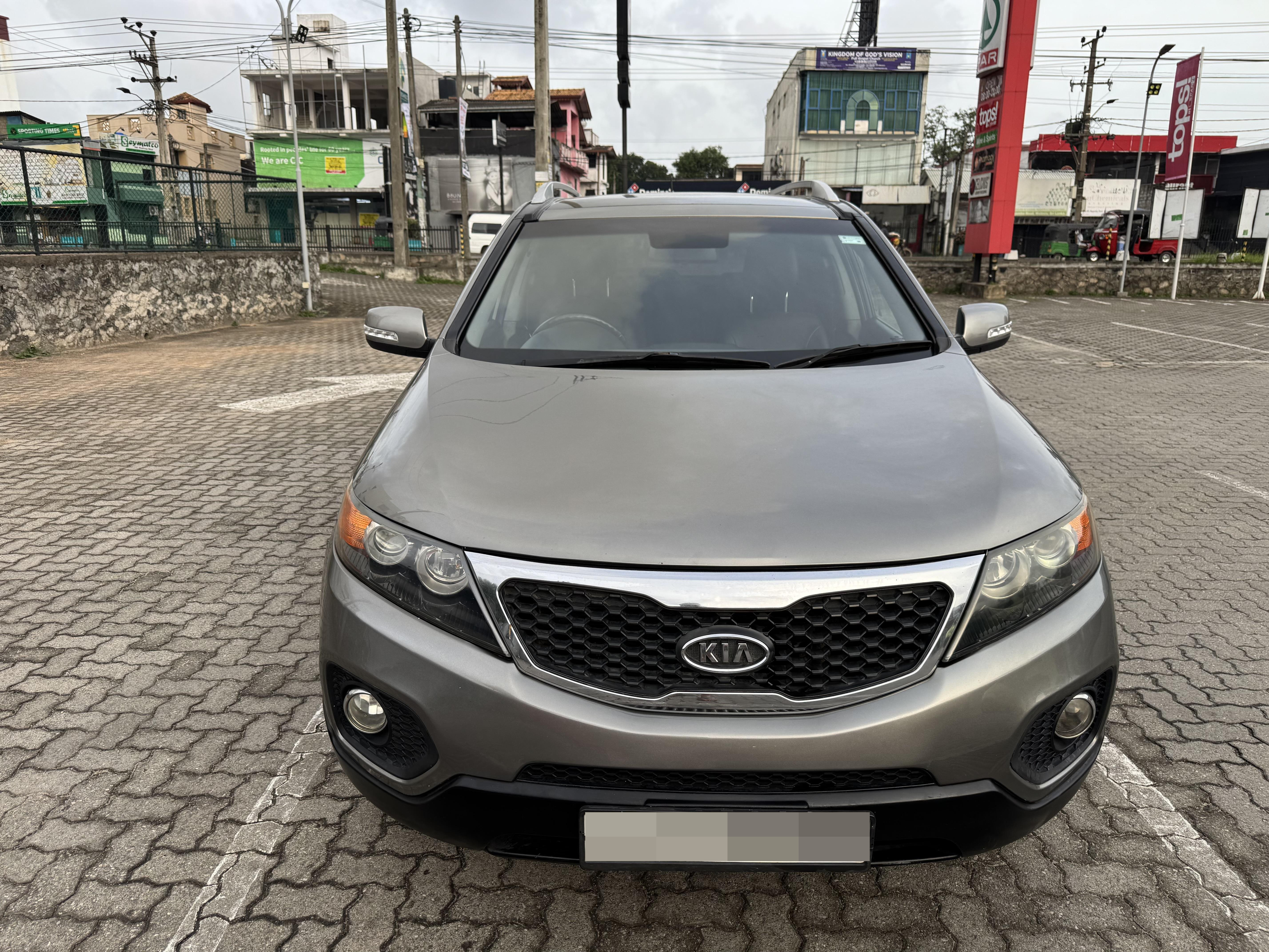 KIA Sorento 2011 - பயன்படுத்தப்பட்டது SUV sale in Sri Lanka - patpat.lk