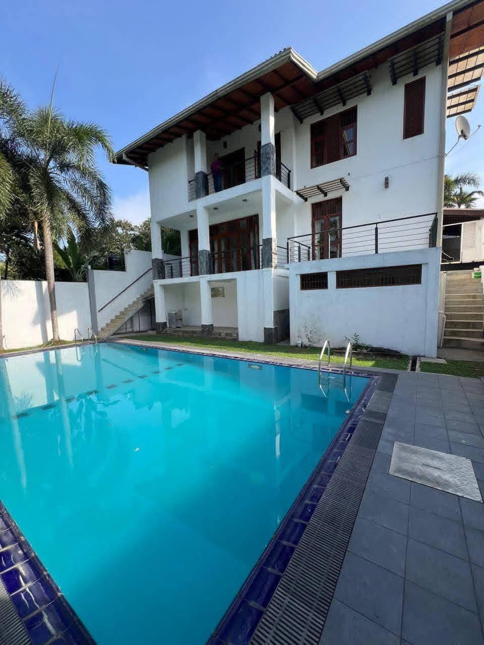 House for Sale in Talawatugoda