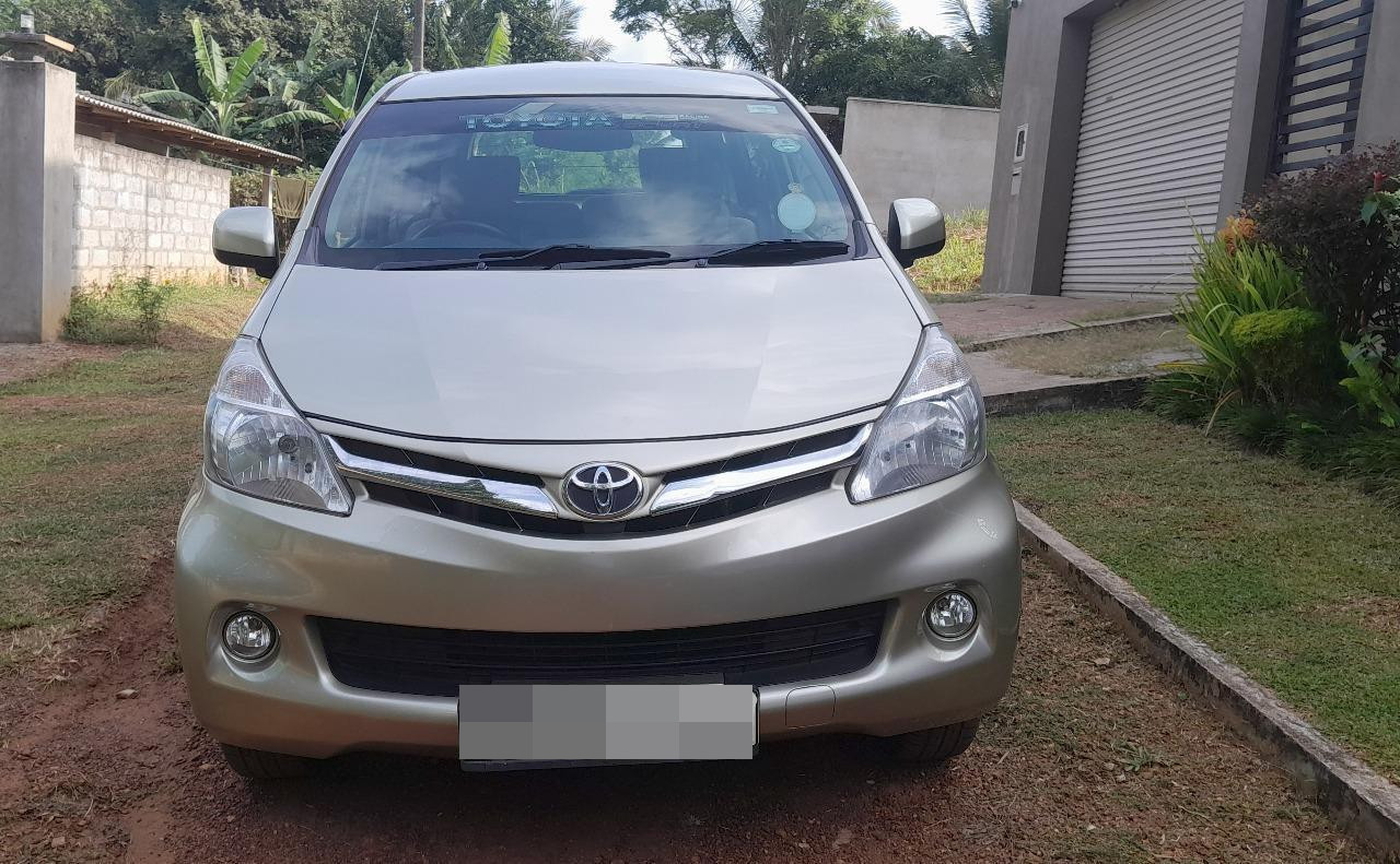 Toyota Avanza 2013 - பயன்படுத்தப்பட்டது வேன் sale in Sri Lanka - patpat.lk