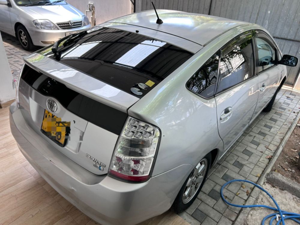 Toyota Prius 2007 - භාවිතා කරන ලද කාර් sale in Sri Lanka - patpat.lk