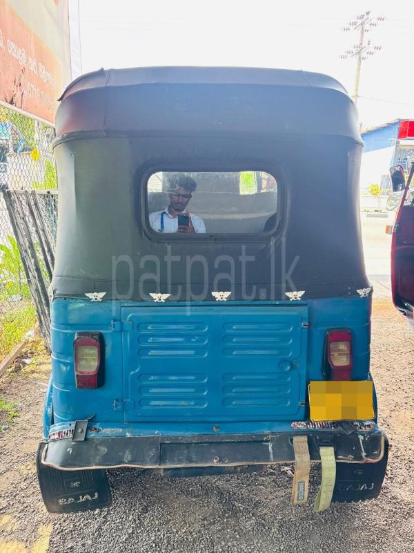 Bajaj Three Wheel 2011 - பயன்படுத்தப்பட்டது முச்சக்கர வண்டி sale in Sri Lanka - patpat.lk