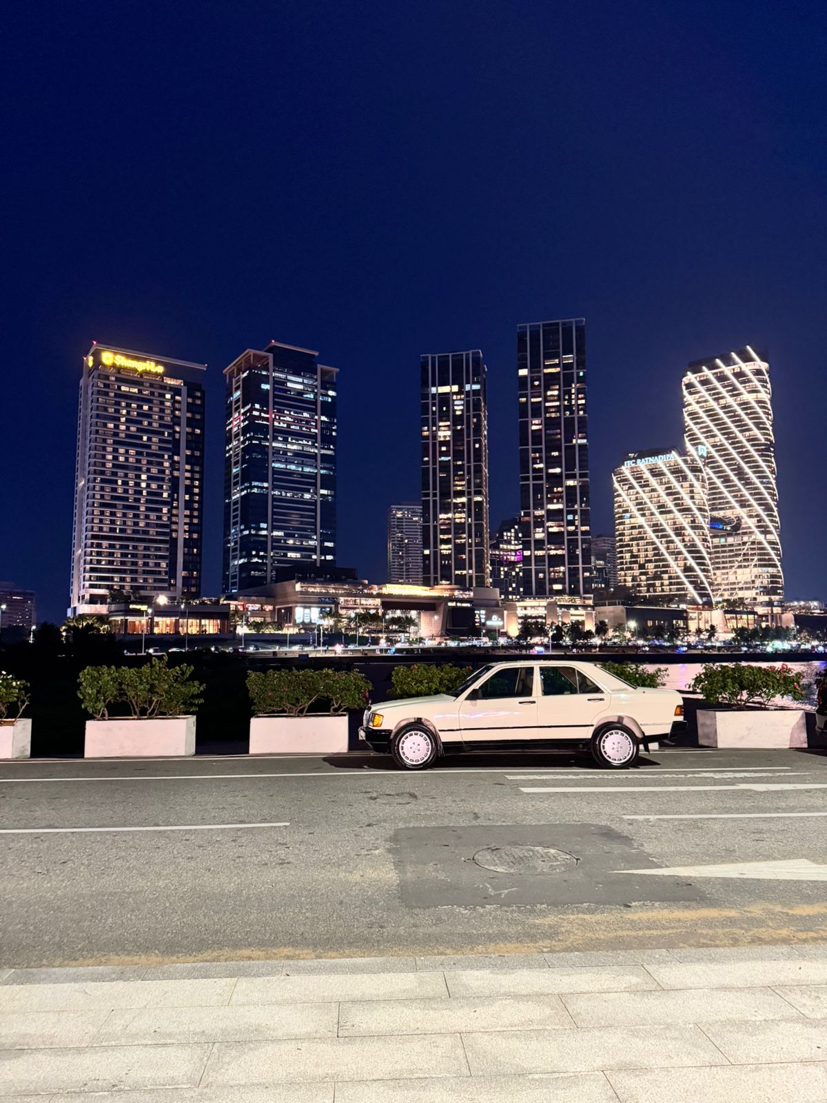 Mercedes Benz W Class 1992 - Used Car sale in Sri Lanka - patpat.lk