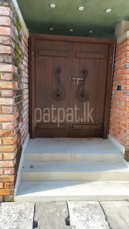 Advertisement image 1