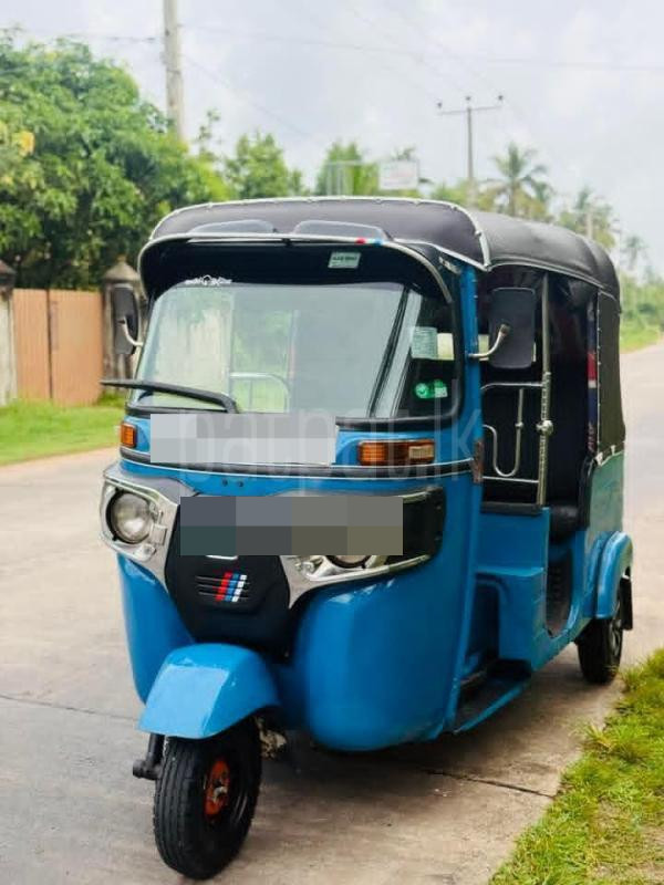 Bajaj Three Wheel 2015 - பயன்படுத்தப்பட்டது முச்சக்கர வண்டி sale in Sri Lanka - patpat.lk