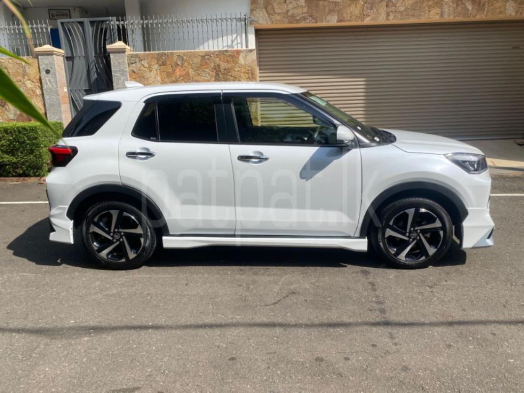 Advertisement image 4