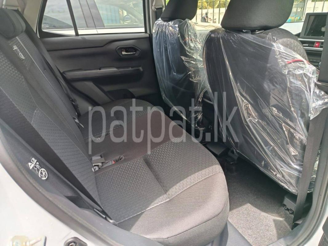 Advertisement image 6