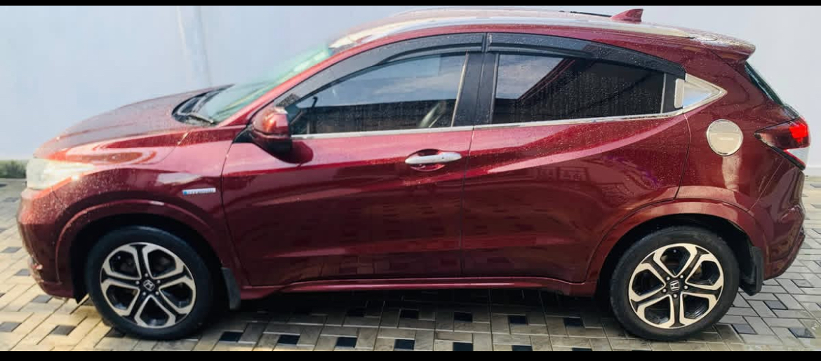 Honda Vezel 2014 - பயன்படுத்தப்பட்டது SUV sale in Sri Lanka - patpat.lk