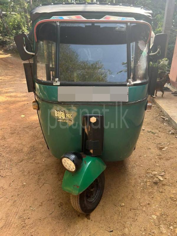 Bajaj Three Wheel 2005 - பயன்படுத்தப்பட்டது முச்சக்கர வண்டி sale in Sri Lanka - patpat.lk