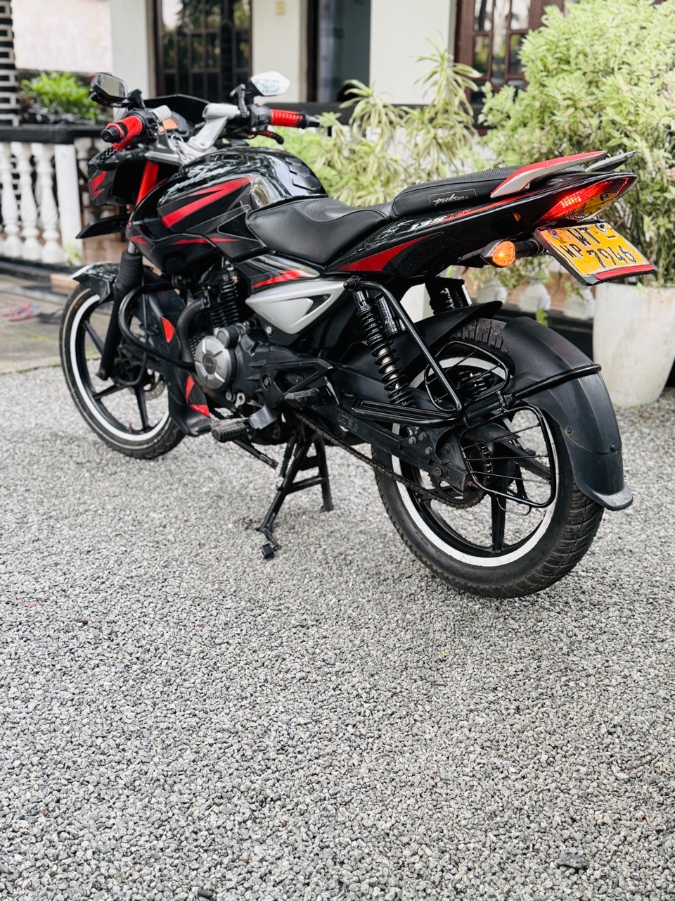Bajaj Pulsar 2011 - Used Bike sale in Sri Lanka - patpat.lk