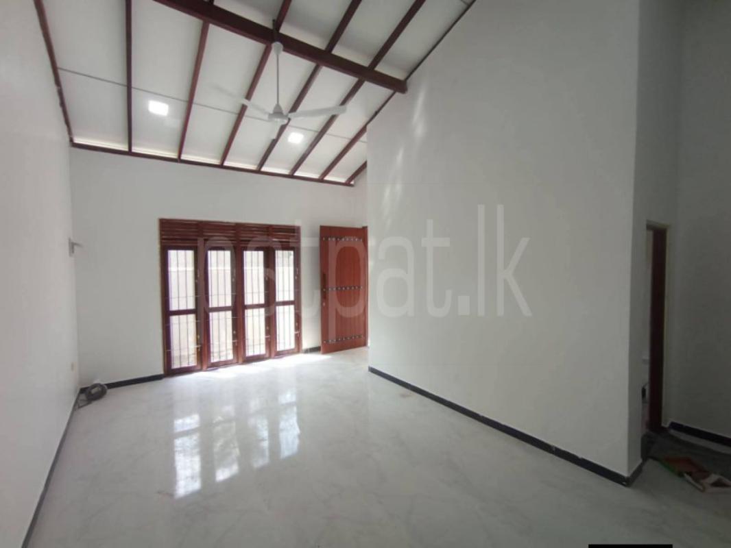 House for Sale in Piliyandala