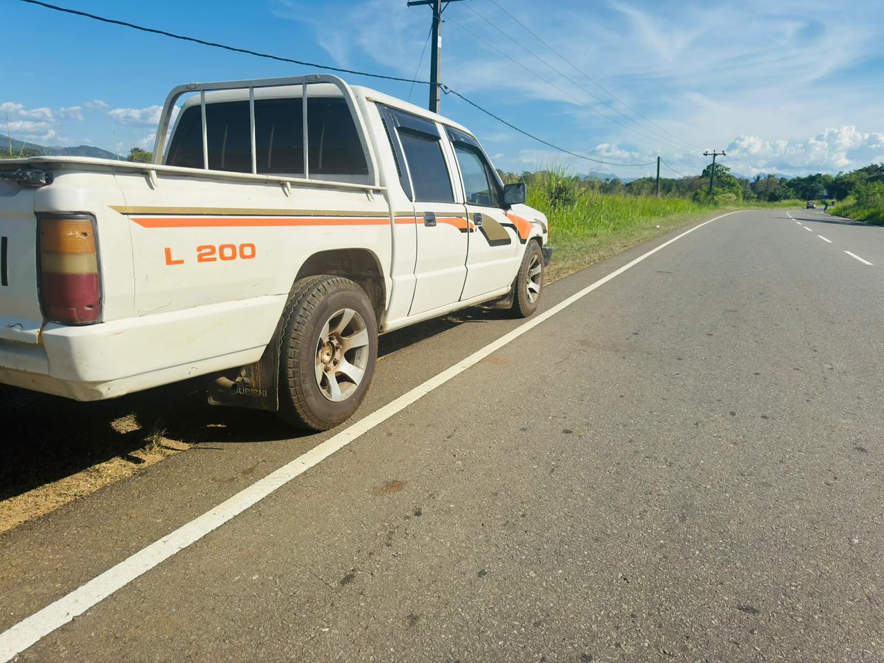 Mitsubishi L200 1988 - பயன்படுத்தப்பட்டது சரக்கு போக்குவரத்து sale in Sri Lanka - patpat.lk
