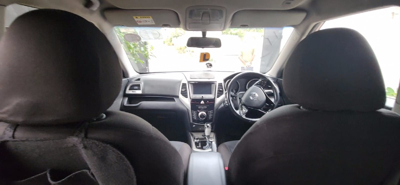 SsangYong Tivoli 2018 - பயன்படுத்தப்பட்டது SUV sale in Sri Lanka - patpat.lk