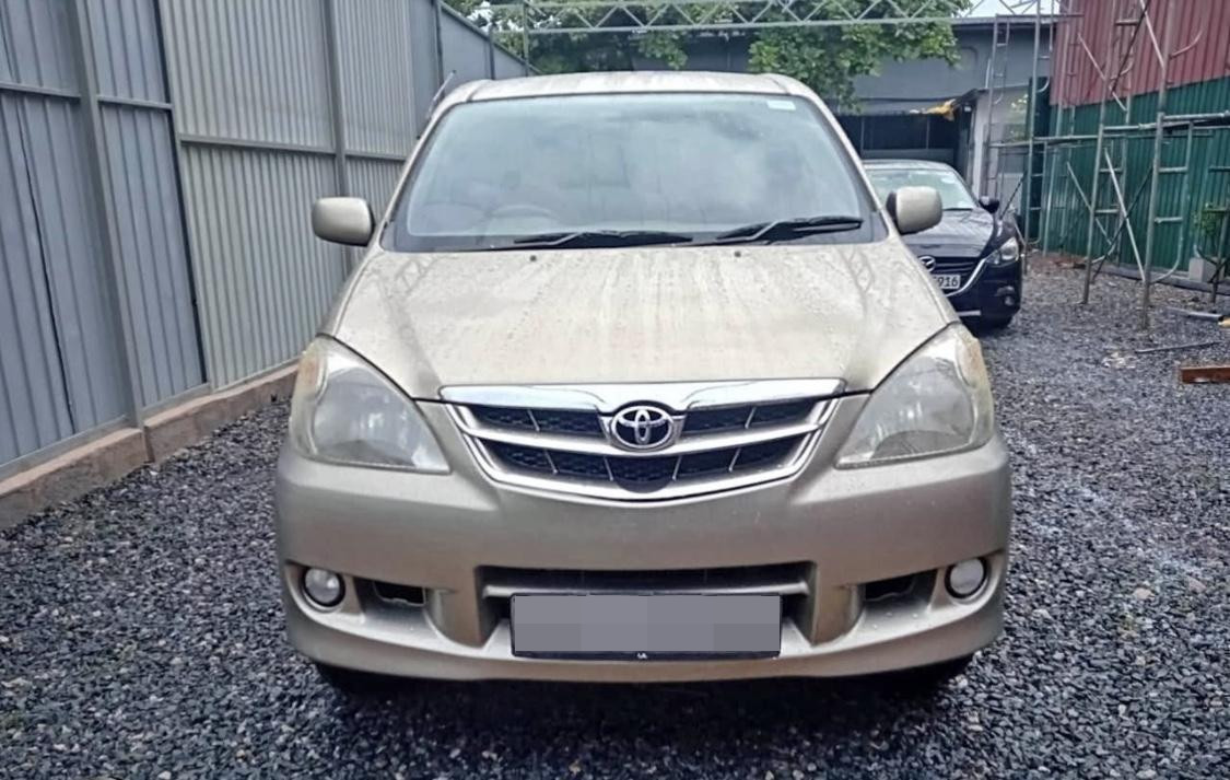 Toyota Avanza 2007 - பயன்படுத்தப்பட்டது வேன் sale in Sri Lanka - patpat.lk