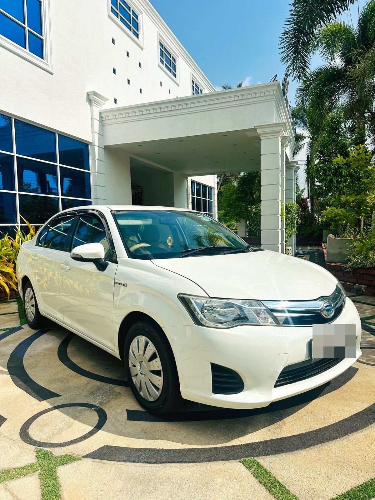 Toyota Axio 2014 ads-image-1