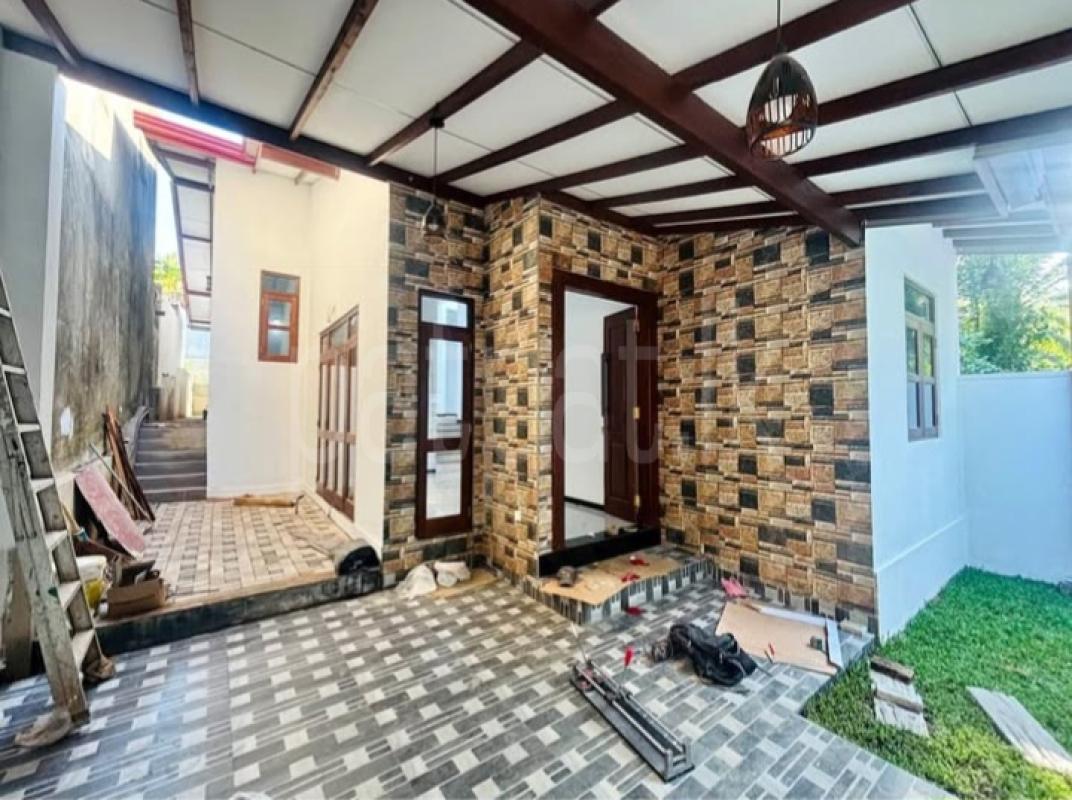 House for Sale in Piliyandala ads-image-1