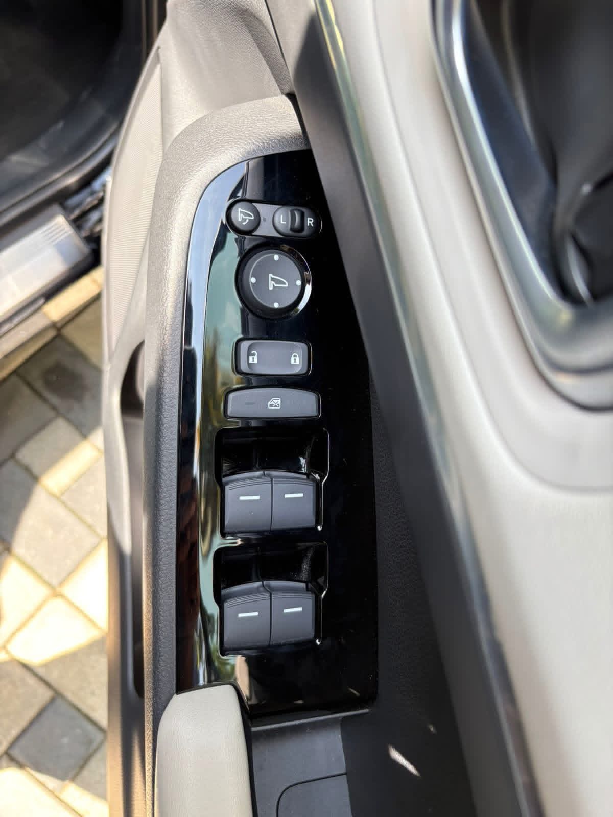 Honda Vezel 2023 - අලුත් SUV රථය sale in Sri Lanka - patpat.lk