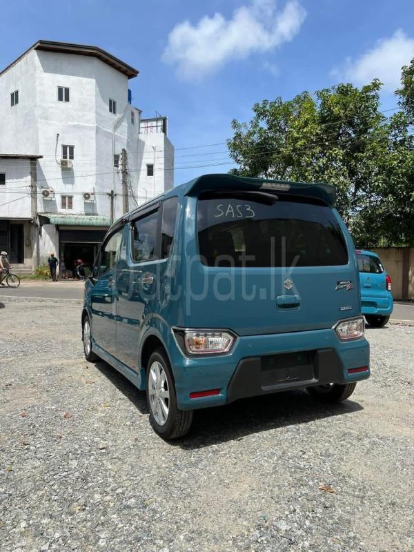 Advertisement image 3