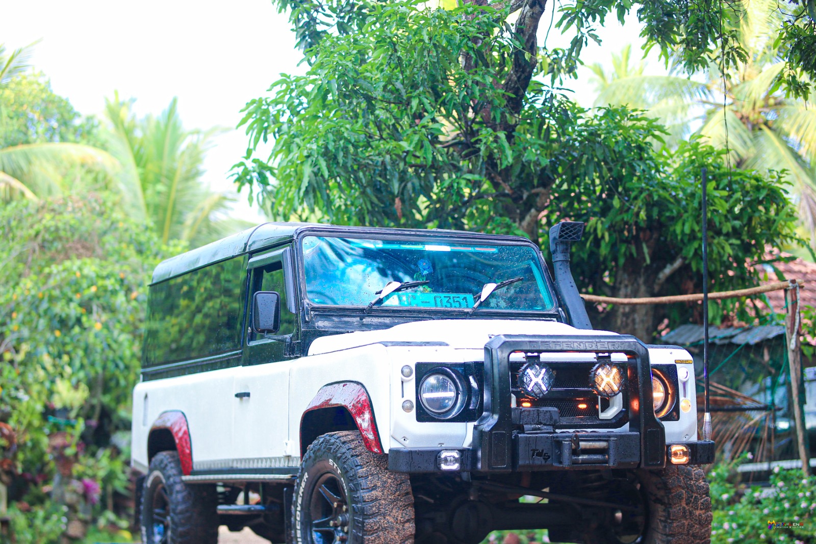Land Rover Defender 1958 - பயன்படுத்தப்பட்டது SUV sale in Sri Lanka - patpat.lk