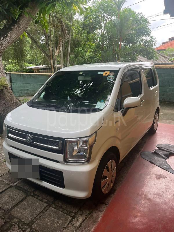 Suzuki Wagon R 2017 - பயன்படுத்தப்பட்டது கார் sale in Sri Lanka - patpat.lk