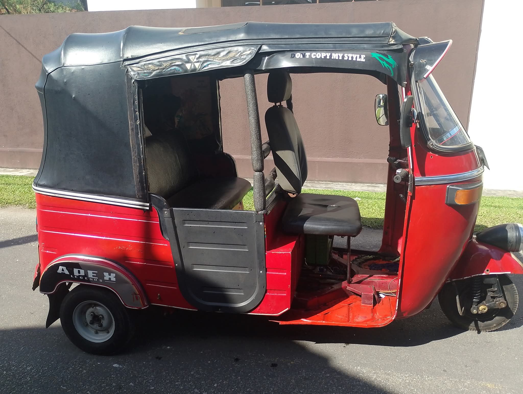 Bajaj Three Wheel 2002 - භාවිතා කරන ලද ත්‍රිරෝද රථය sale in Sri Lanka - patpat.lk