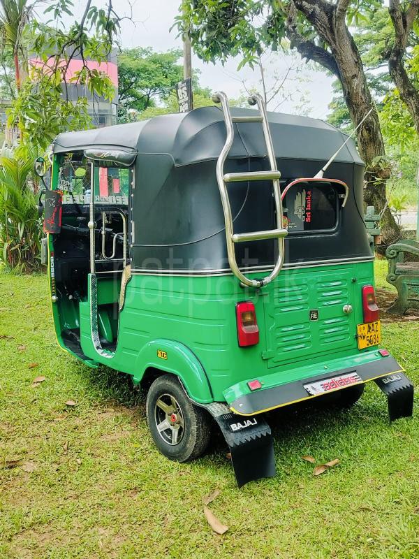 Bajaj Three Wheel 2015 - பயன்படுத்தப்பட்டது முச்சக்கர வண்டி sale in Sri Lanka - patpat.lk