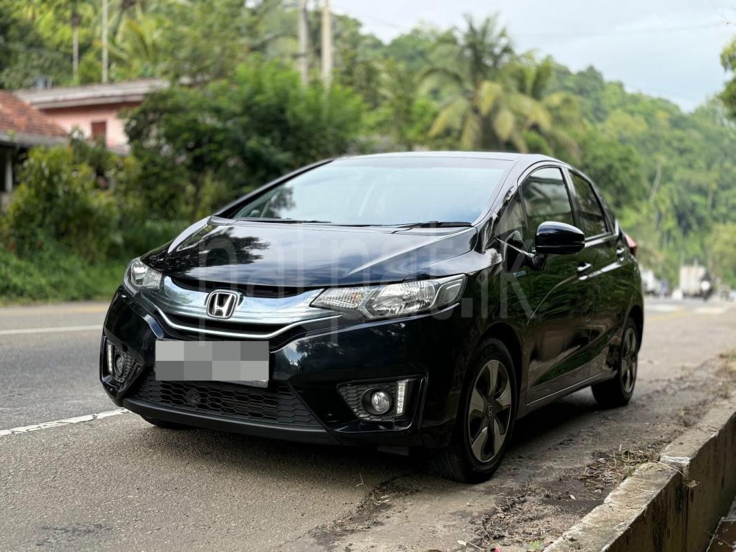 Advertisement image 3