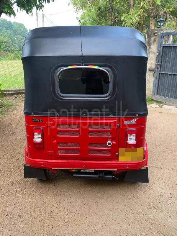 Bajaj Three Wheel 2015 - Used Three wheeler sale in Sri Lanka - patpat.lk
