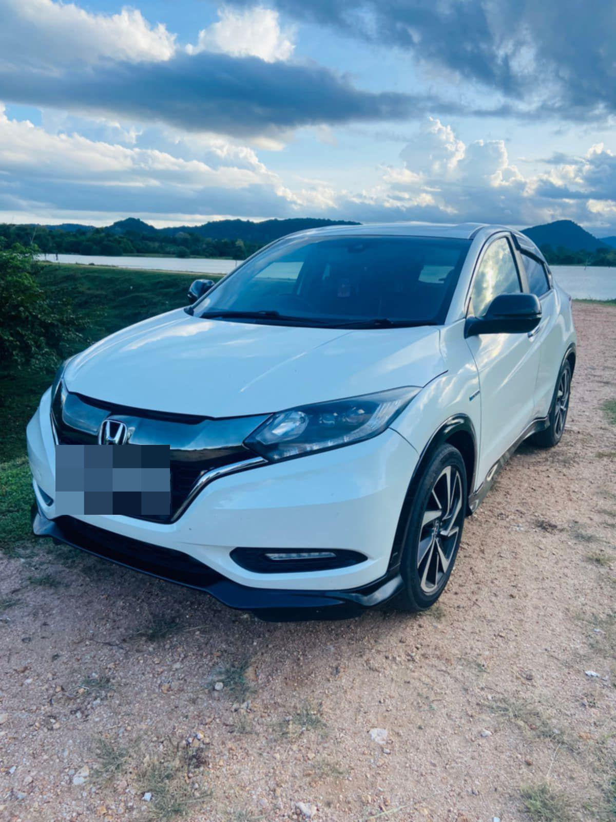 Honda Vezel 2017 - பயன்படுத்தப்பட்டது SUV sale in Sri Lanka - patpat.lk