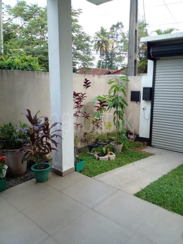 House for Sale in Athurugiriya
