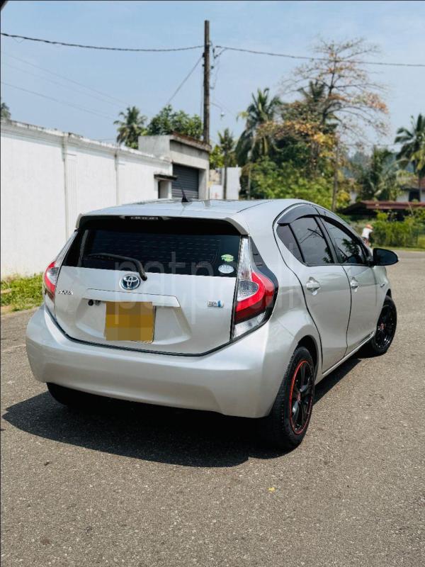 Advertisement image 4