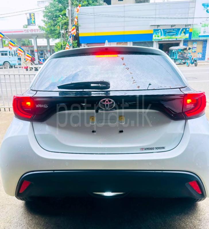 Toyota Yaris 2024 - නැවත සකස් කල කාර් sale in Sri Lanka - patpat.lk