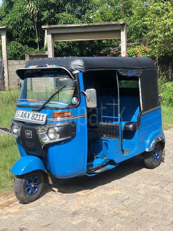 Bajaj Three Wheel 2015 - பயன்படுத்தப்பட்டது முச்சக்கர வண்டி sale in Sri Lanka - patpat.lk
