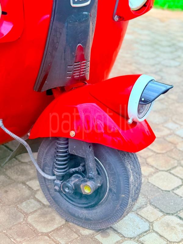 Bajaj Three Wheel 2012 - பயன்படுத்தப்பட்டது முச்சக்கர வண்டி sale in Sri Lanka - patpat.lk