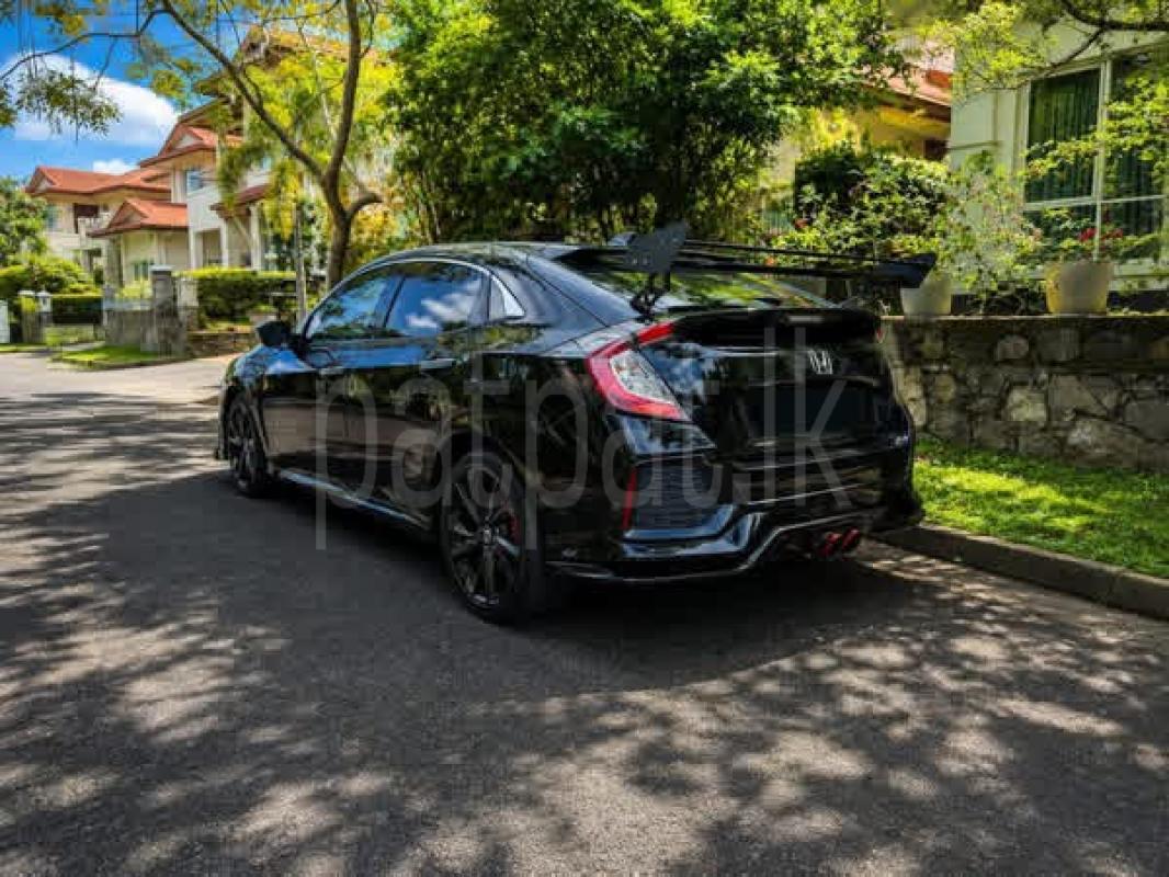 Honda Civic 2018 - பயன்படுத்தப்பட்டது கார் sale in Sri Lanka - patpat.lk